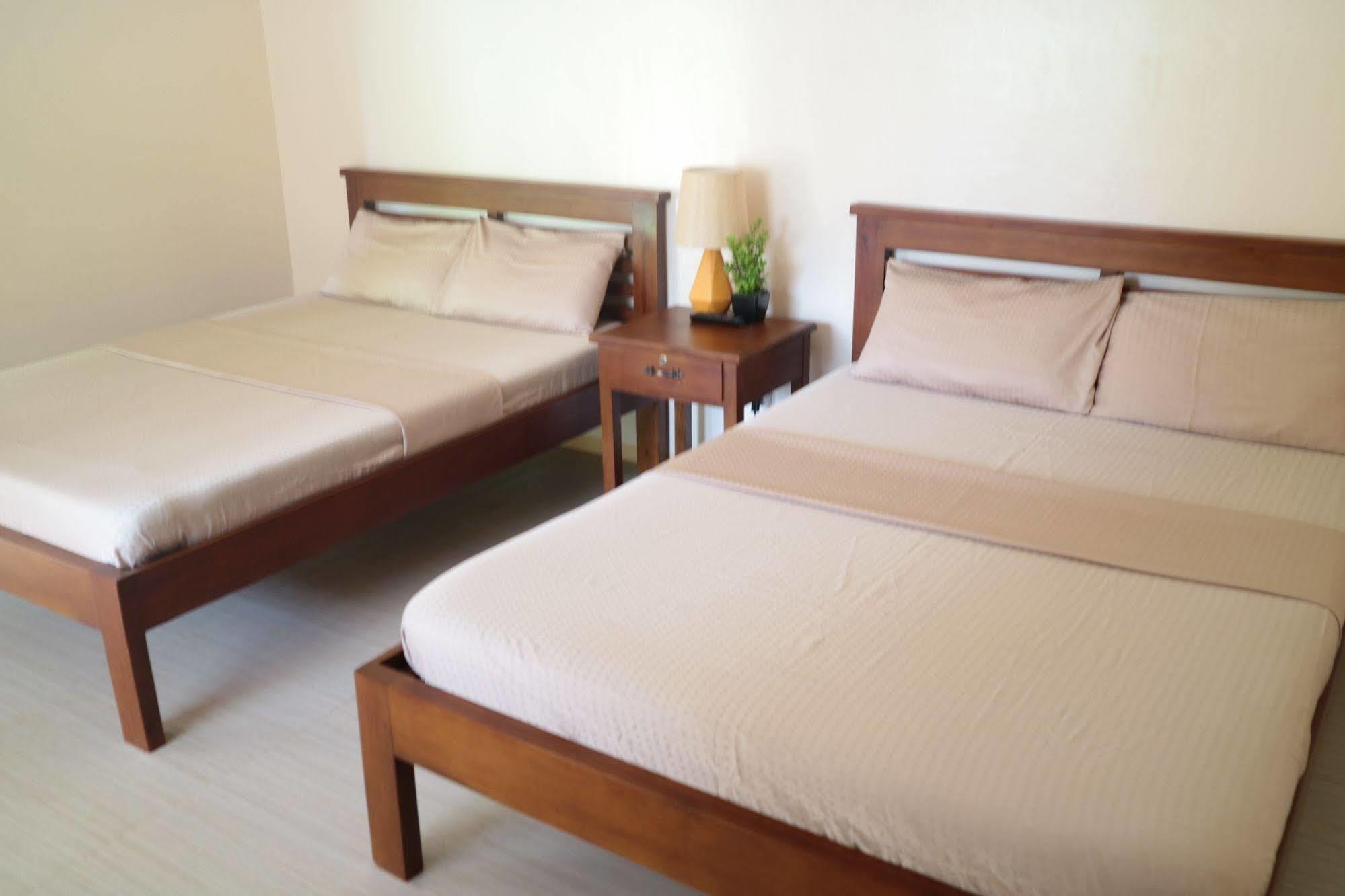 Jannah Glycel Beach House Hotel Guimaras Esterno foto
