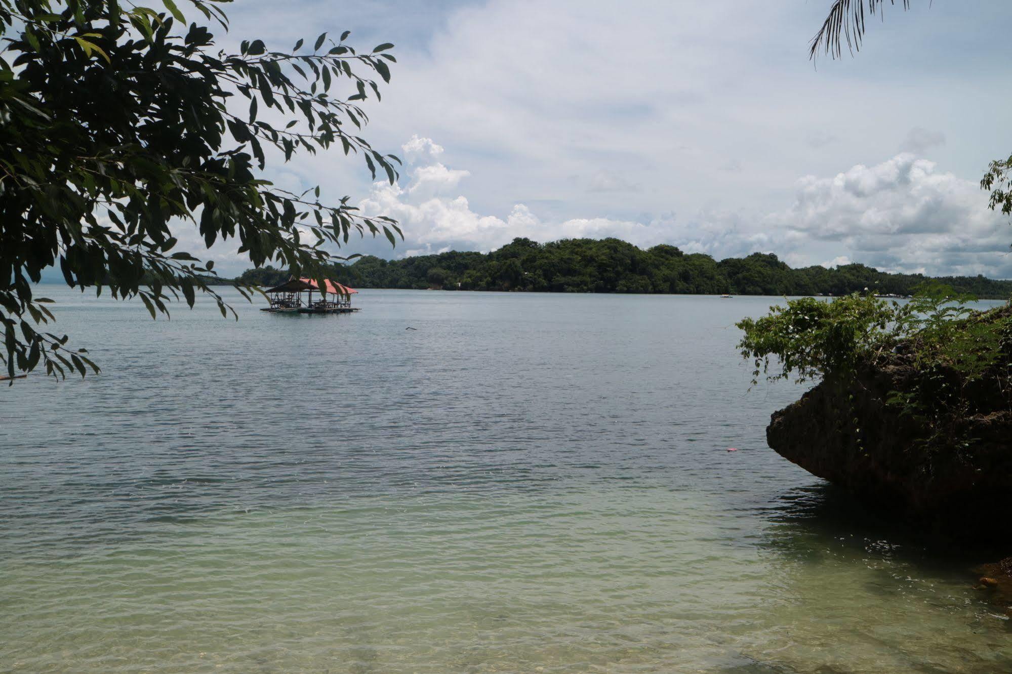 Jannah Glycel Beach House Hotel Guimaras Esterno foto